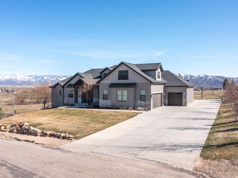 Tiny photo for 641 W 500 S, Midway, UT 84049 (MLS # 2169662)