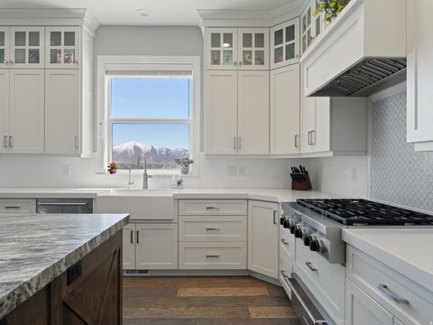 Tiny photo for 641 W 500 S, Midway, UT 84049 (MLS # 2169662)