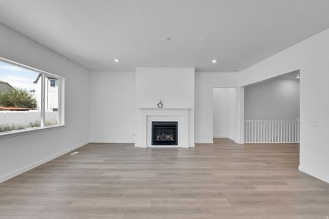 Tiny photo for 253 E POLARIS DR S #105, Saratoga Springs, UT 84045 (MLS # 2122771)