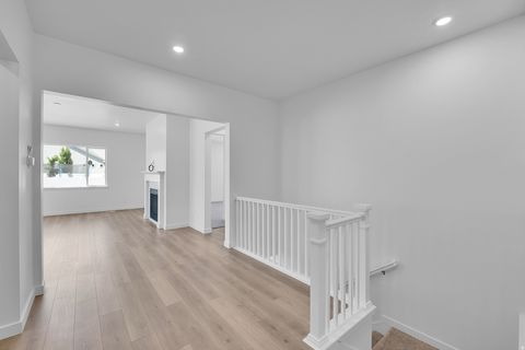 Tiny photo for 253 E POLARIS DR S #105, Saratoga Springs, UT 84045 (MLS # 2122771)