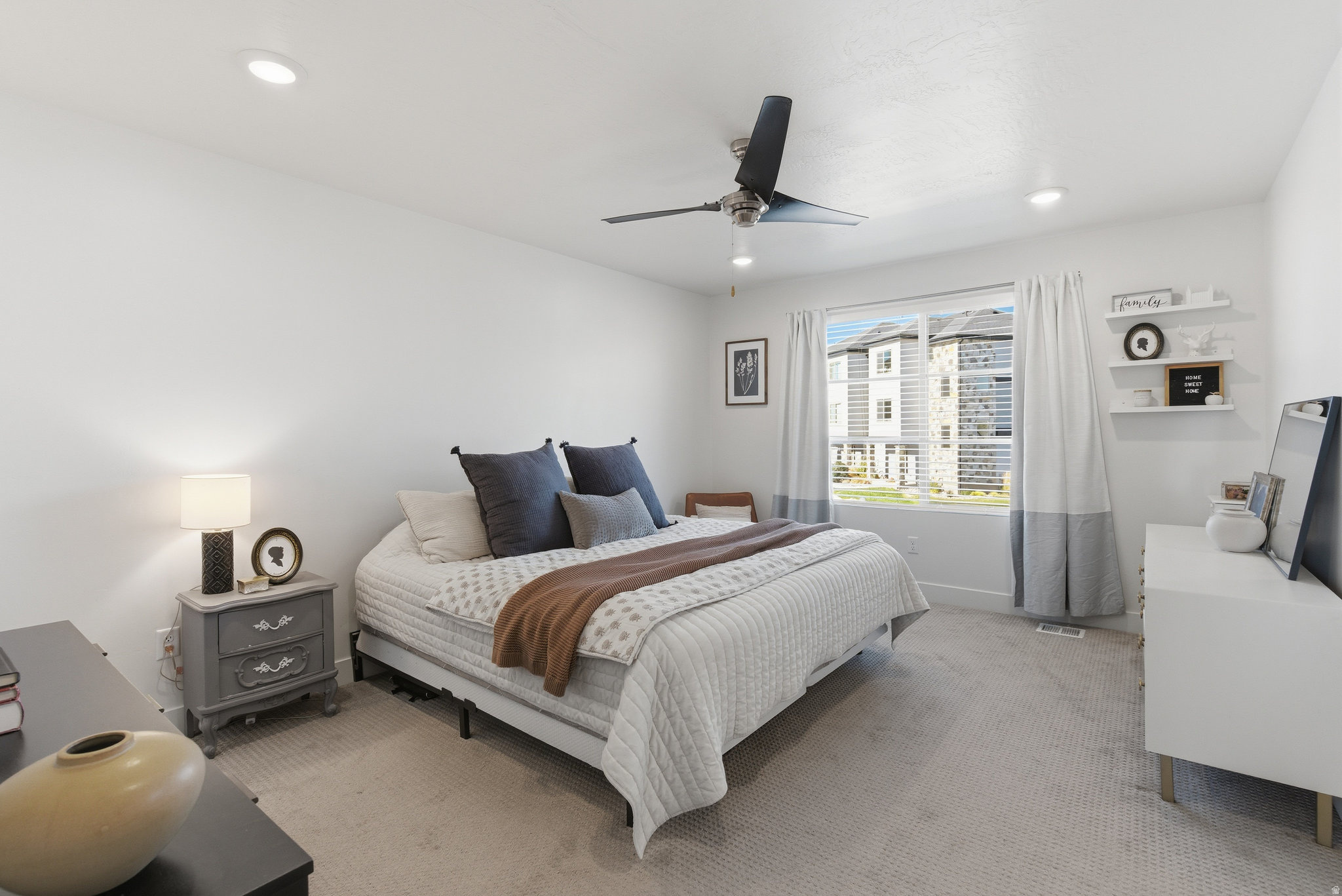 HARVEST VILLAGE - Residential