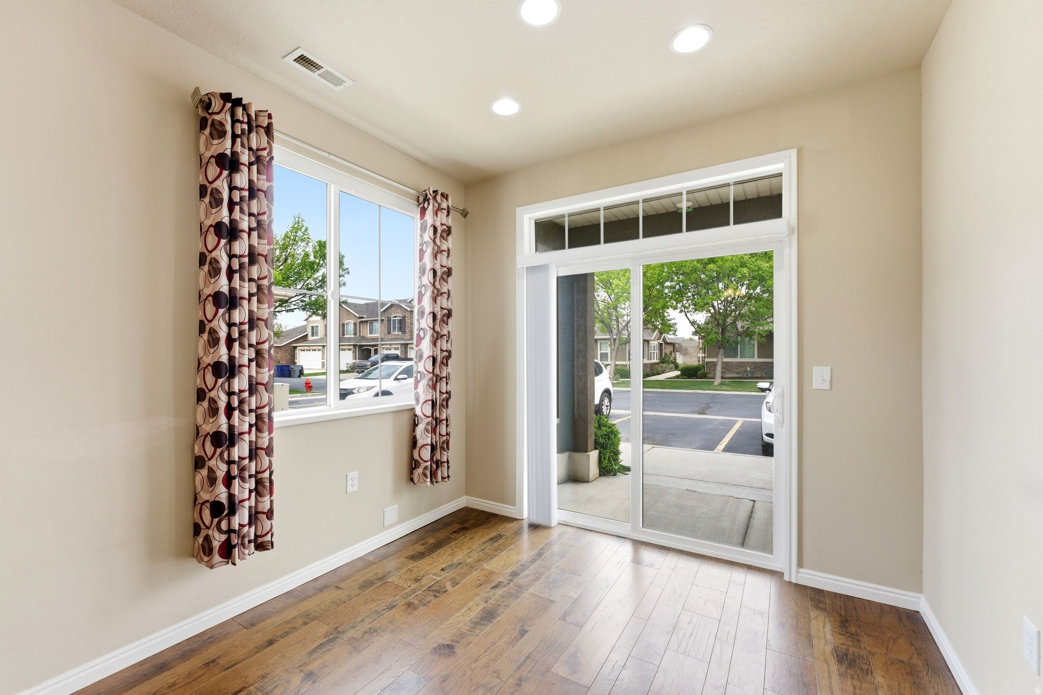 FOXBORO BERKELEY - Residential