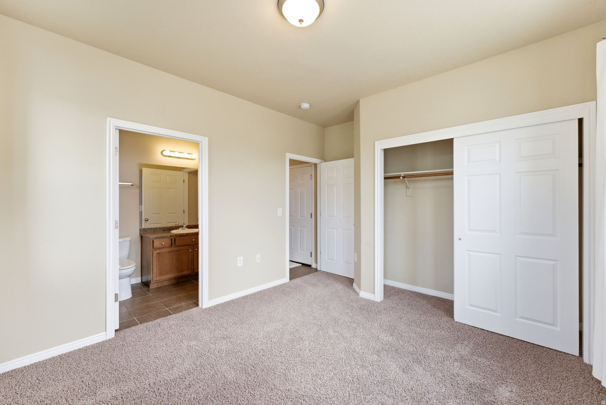 FOXBORO BERKELEY - Residential