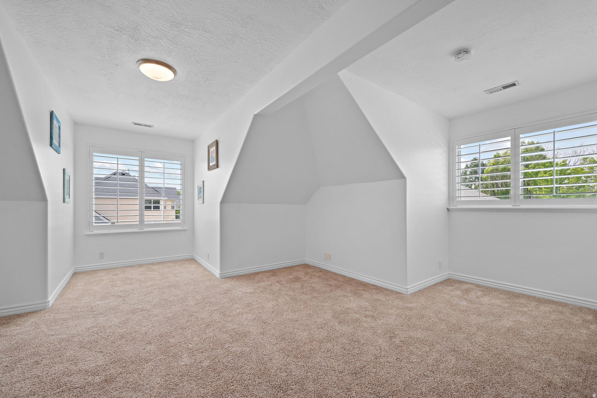 PARKWAY PALISADES - Residential