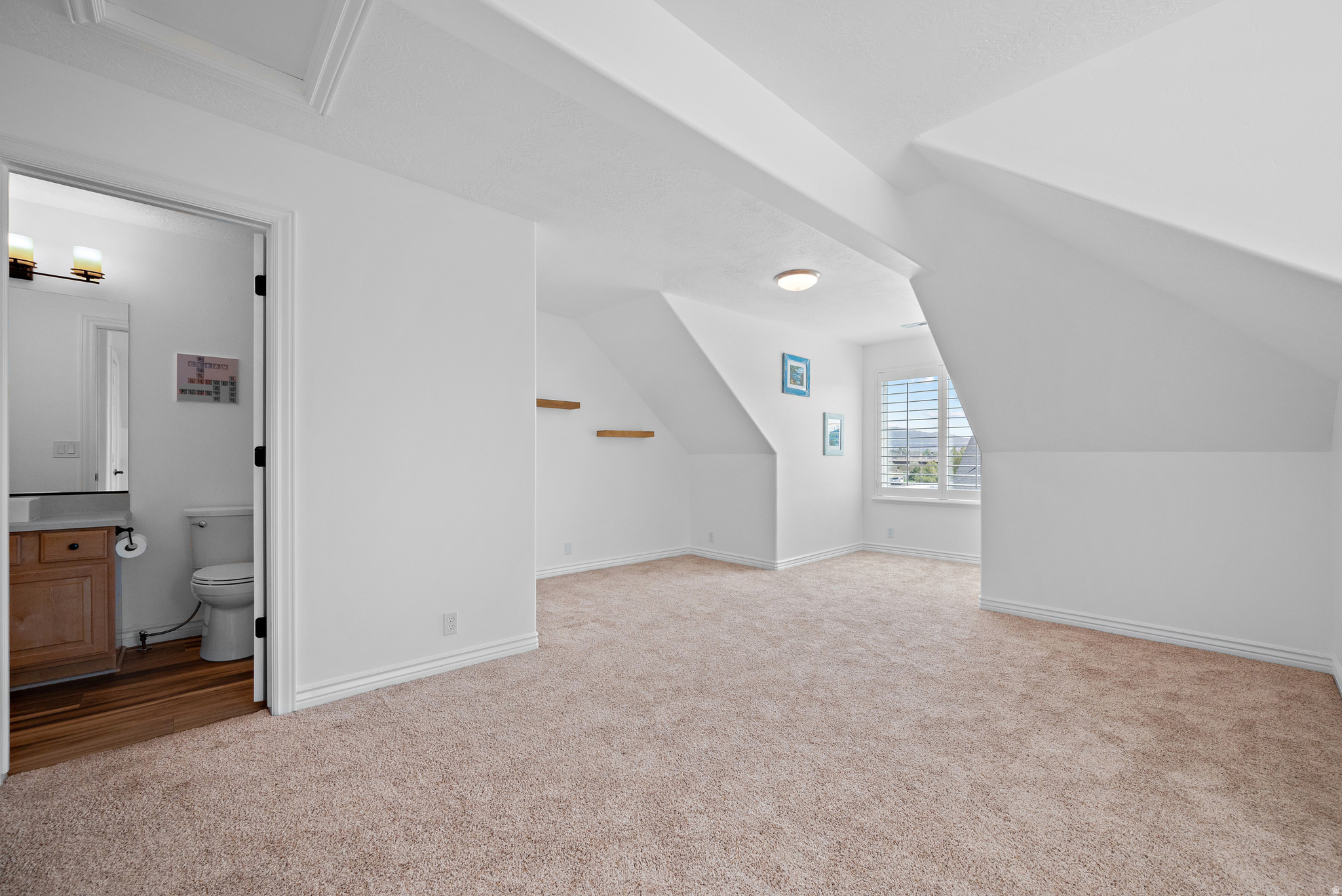 PARKWAY PALISADES - Residential