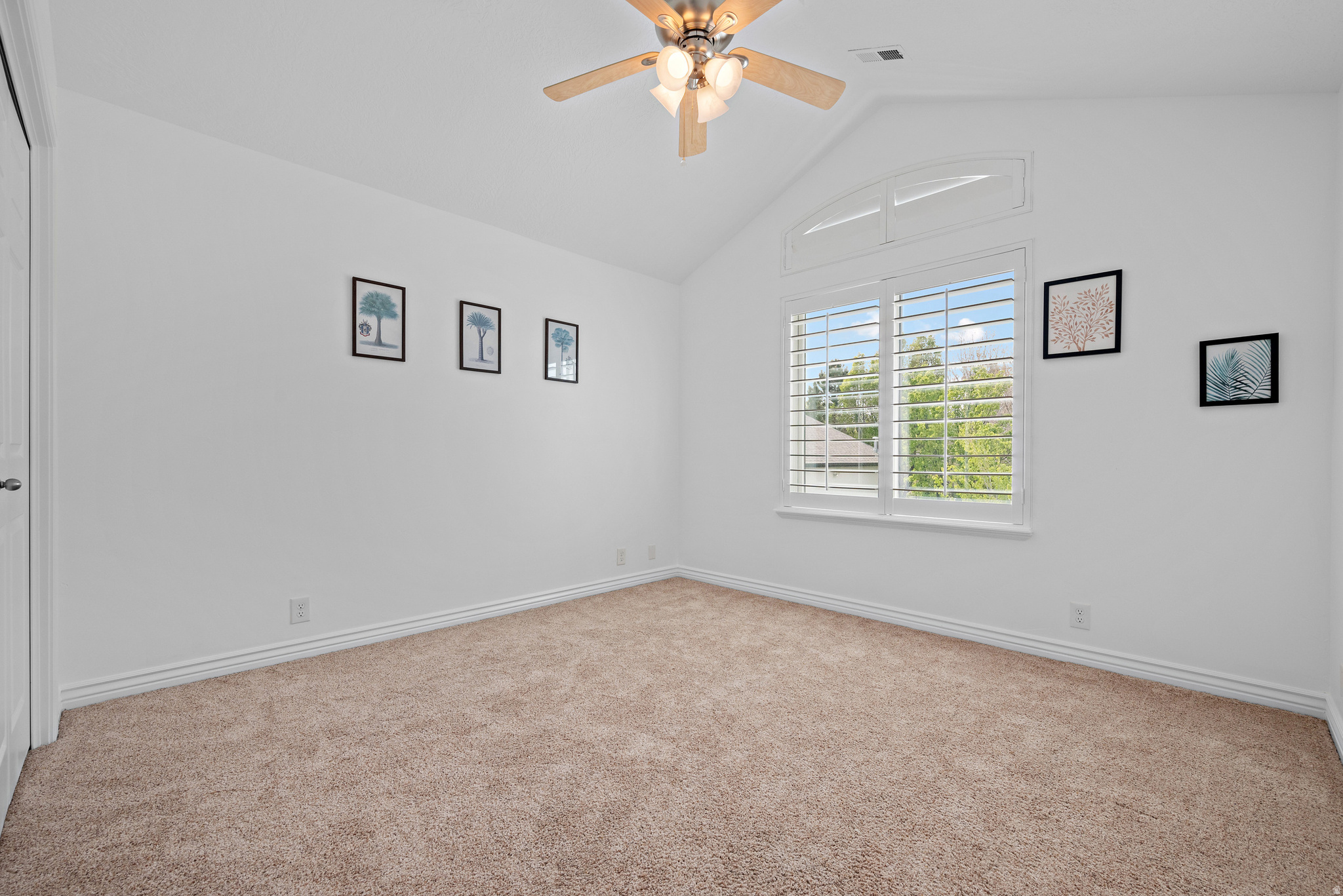 PARKWAY PALISADES - Residential