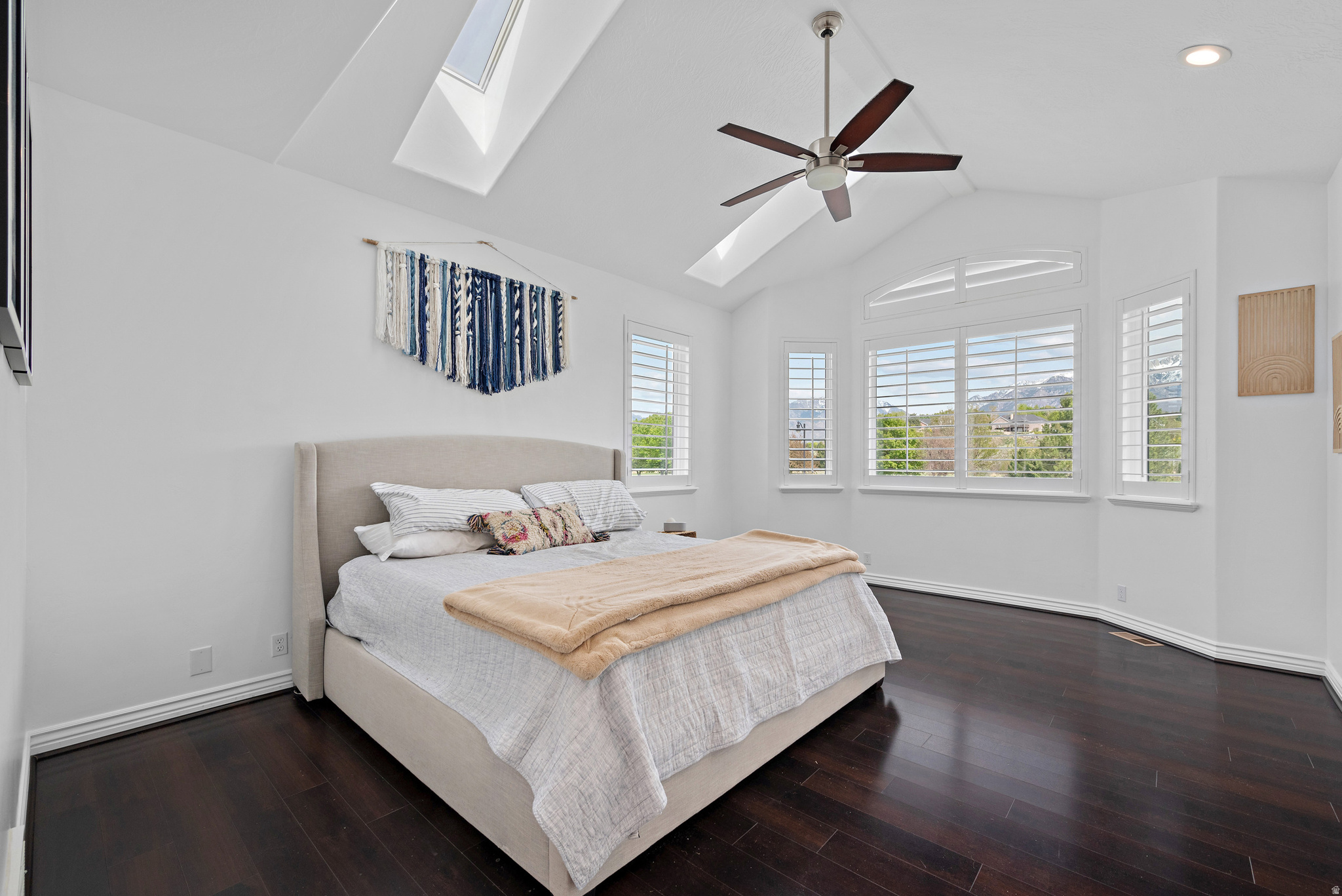 PARKWAY PALISADES - Residential