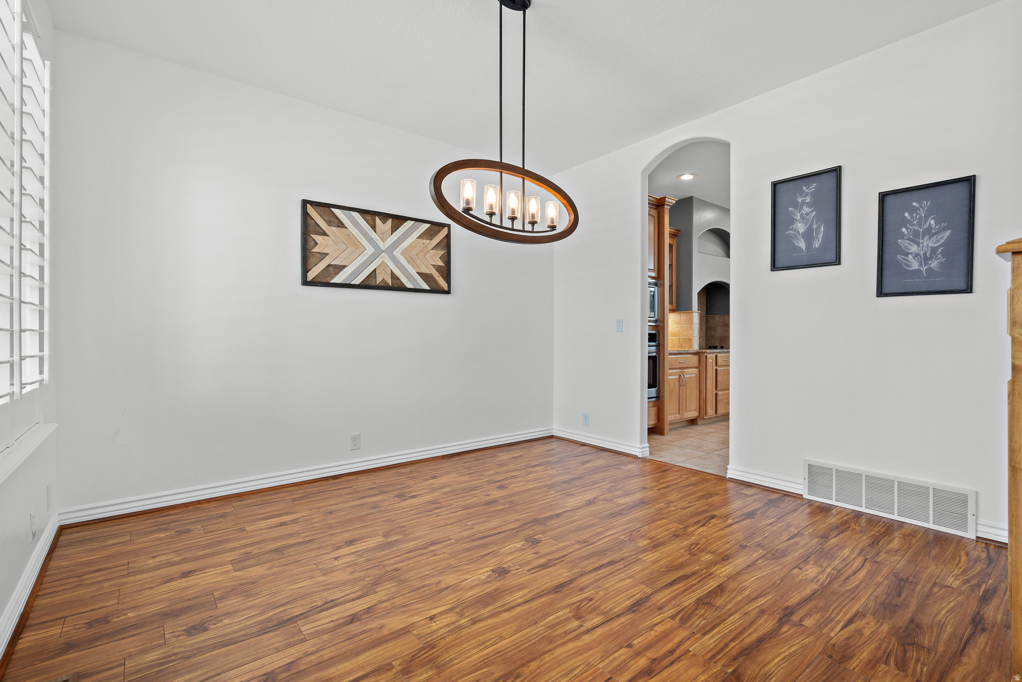 PARKWAY PALISADES - Residential