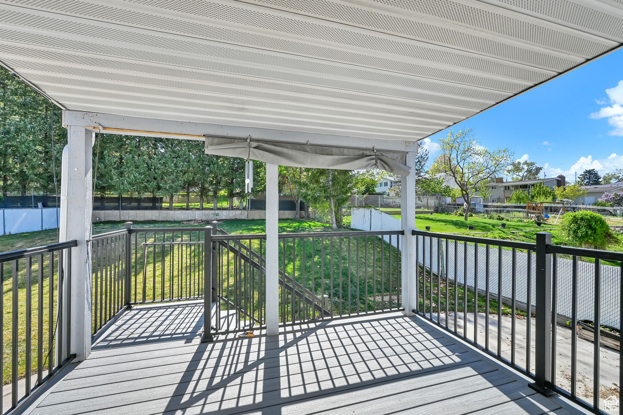 Roy, Utah 84067, United States, 5 Bedrooms Bedrooms, ,2 BathroomsBathrooms,Residential,Pending,119378