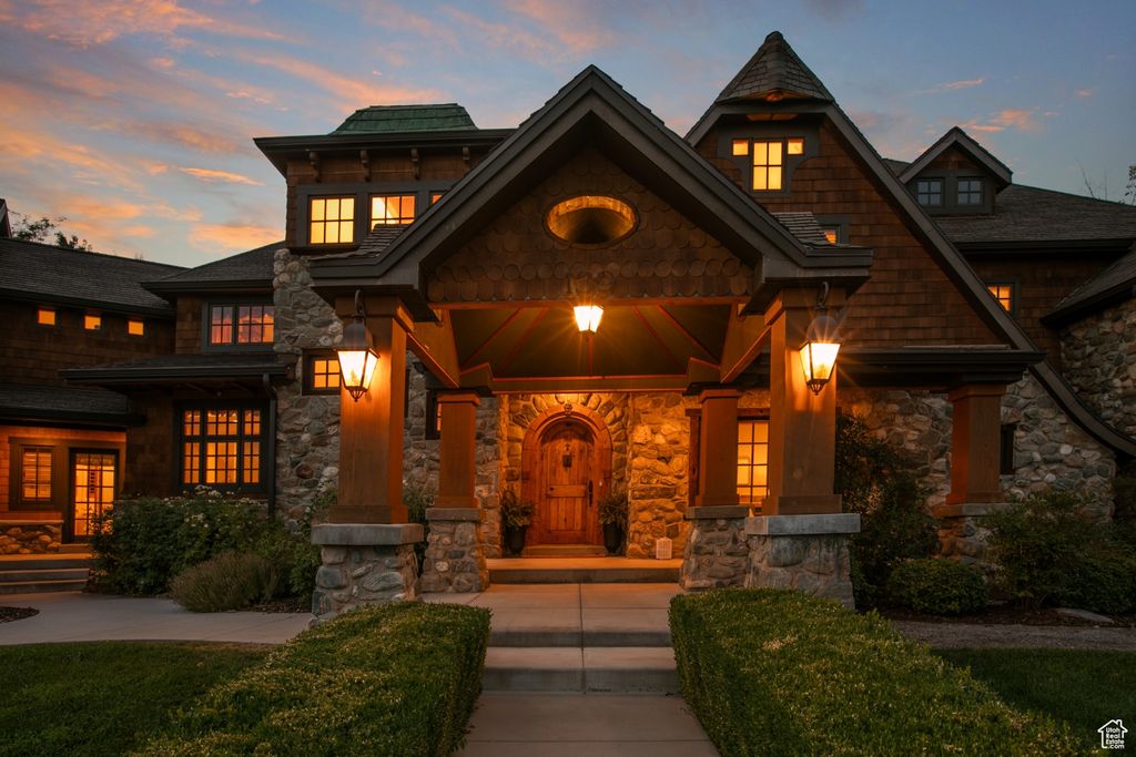 Photo of 139 E 400 N, Farmington, UT 84025 (MLS # 2104216)