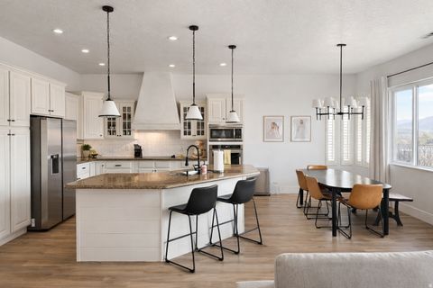 Tiny photo for 2006 WESTCLIFF DR, Saint George, UT 84790 (MLS # 2134962)