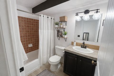 Tiny photo for 2006 WESTCLIFF DR, Saint George, UT 84790 (MLS # 2134962)