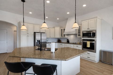 Tiny photo for 2006 WESTCLIFF DR, Saint George, UT 84790 (MLS # 2134962)