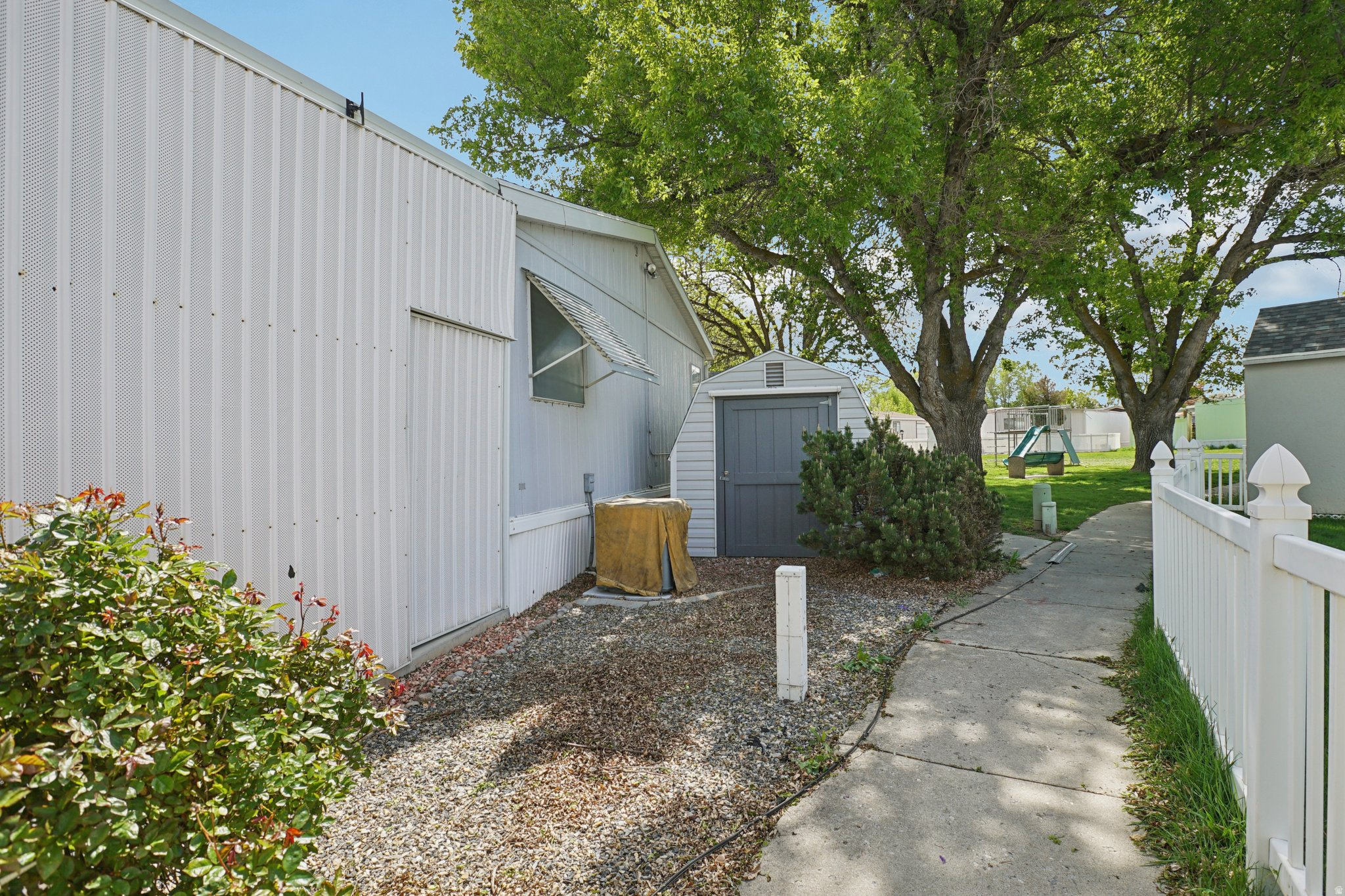 MAJESTIC MEADOWS - Residential