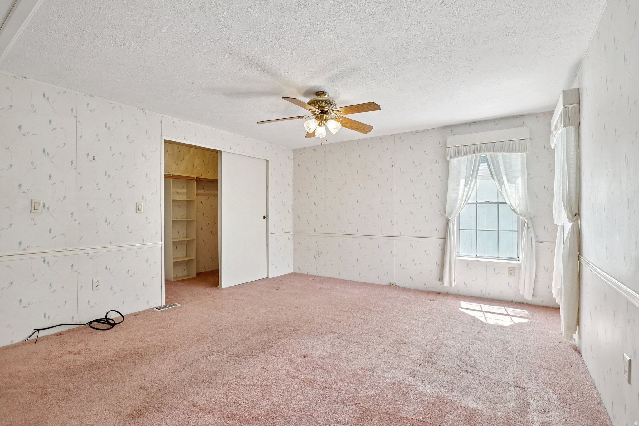 MAJESTIC MEADOWS - Residential