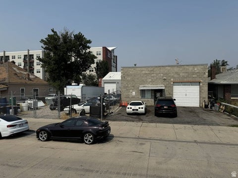 Photo of 328 W LUCY AVE, Salt Lake City, UT 84101 (MLS # 2150578)