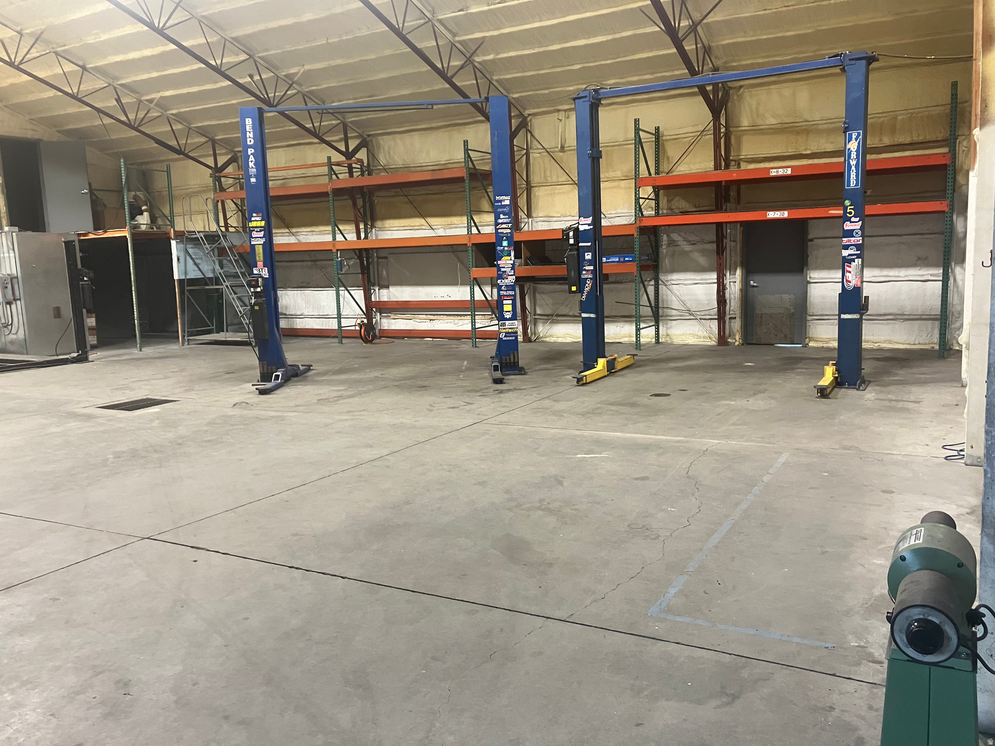 SHARP - Commercial Sale