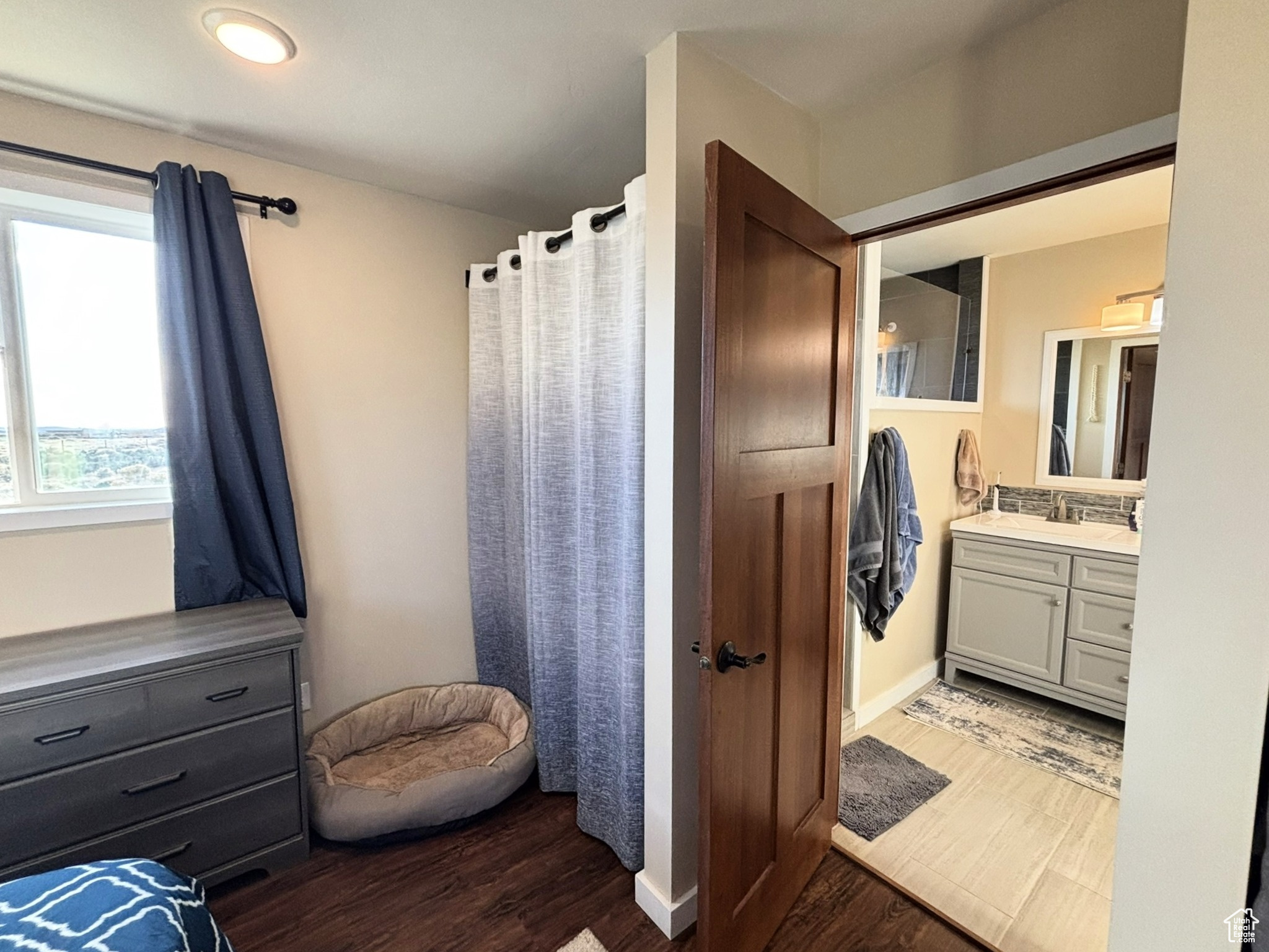 La Sal, Utah 84530, United States, 3 Bedrooms Bedrooms, ,2 BathroomsBathrooms,Residential,Pending,116462