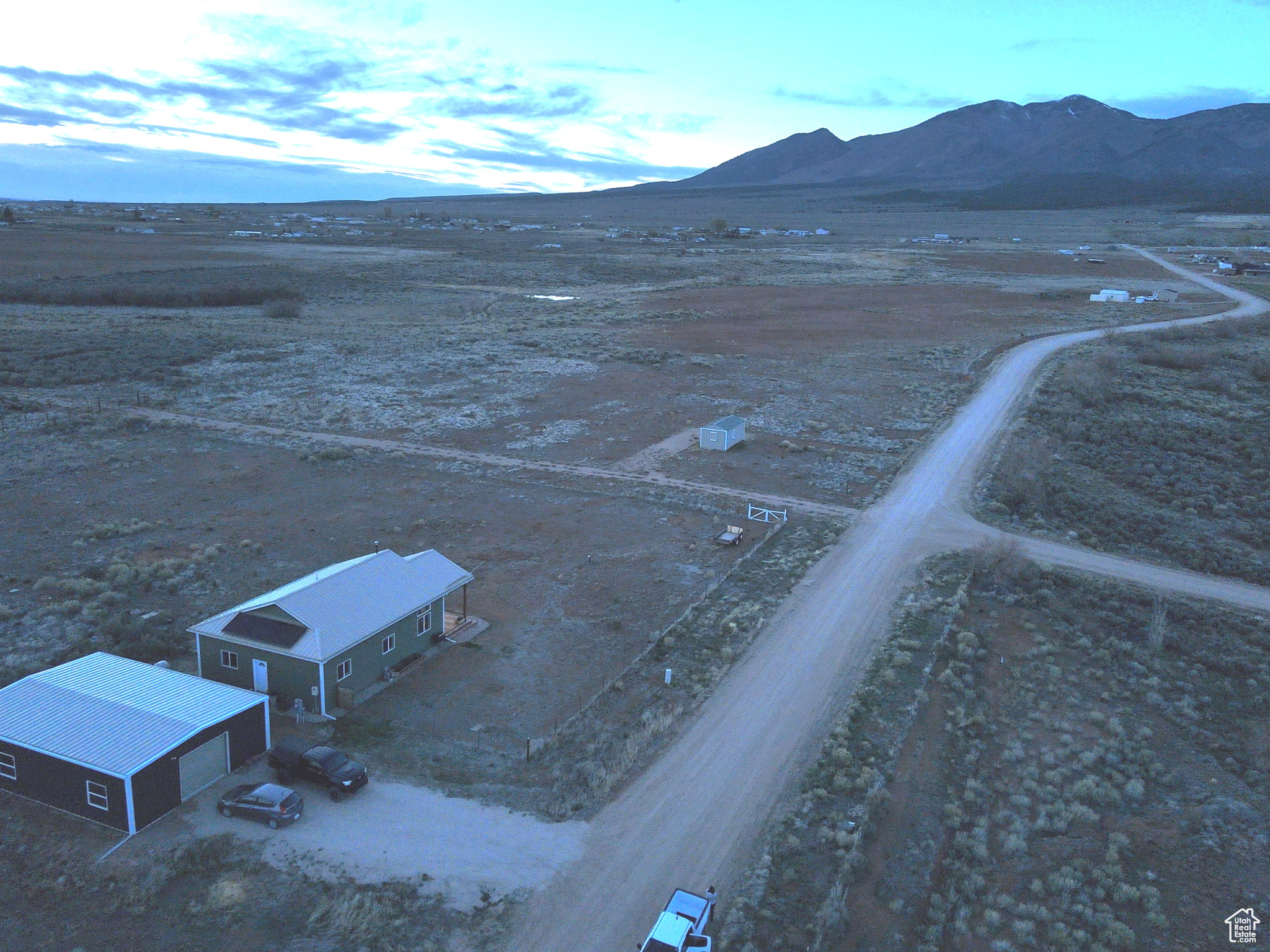 La Sal, Utah 84530, United States, 3 Bedrooms Bedrooms, ,2 BathroomsBathrooms,Residential,Pending,116462