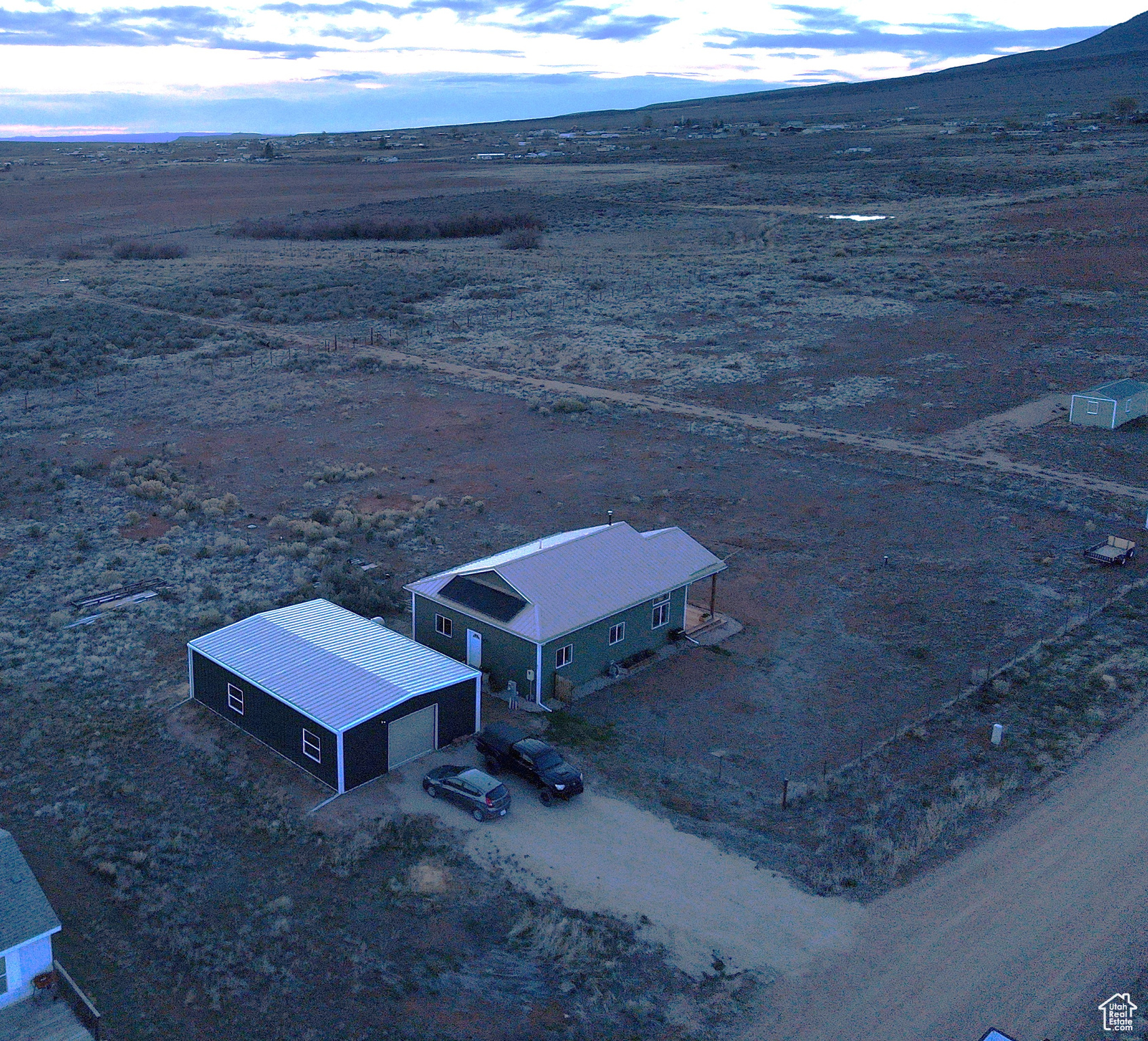 La Sal, Utah 84530, United States, 3 Bedrooms Bedrooms, ,2 BathroomsBathrooms,Residential,Pending,116462