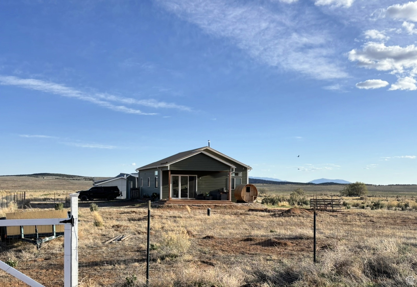 La Sal, Utah 84530, United States, 3 Bedrooms Bedrooms, ,2 BathroomsBathrooms,Residential,Pending,116462