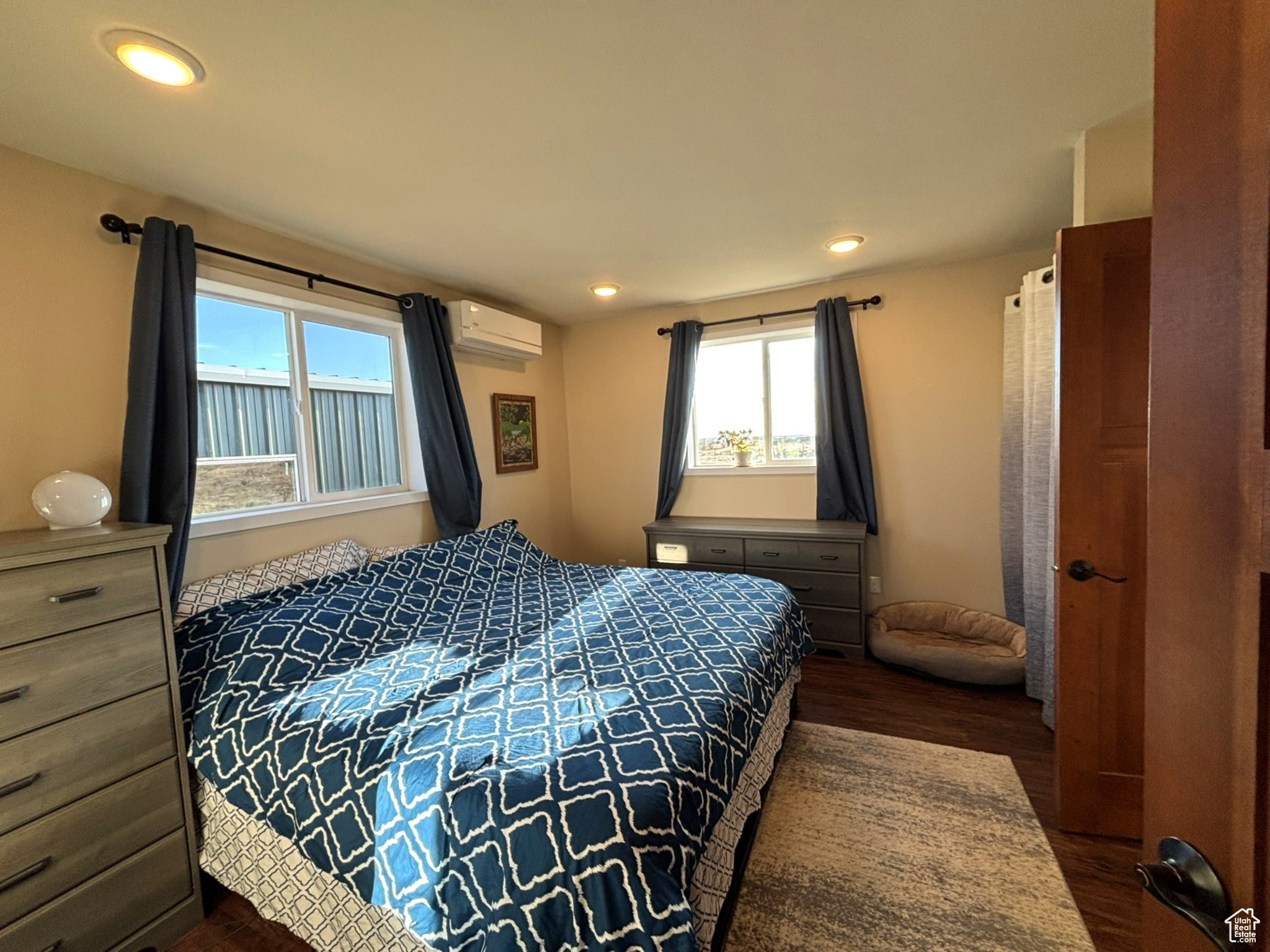 La Sal, Utah 84530, United States, 3 Bedrooms Bedrooms, ,2 BathroomsBathrooms,Residential,Pending,116462