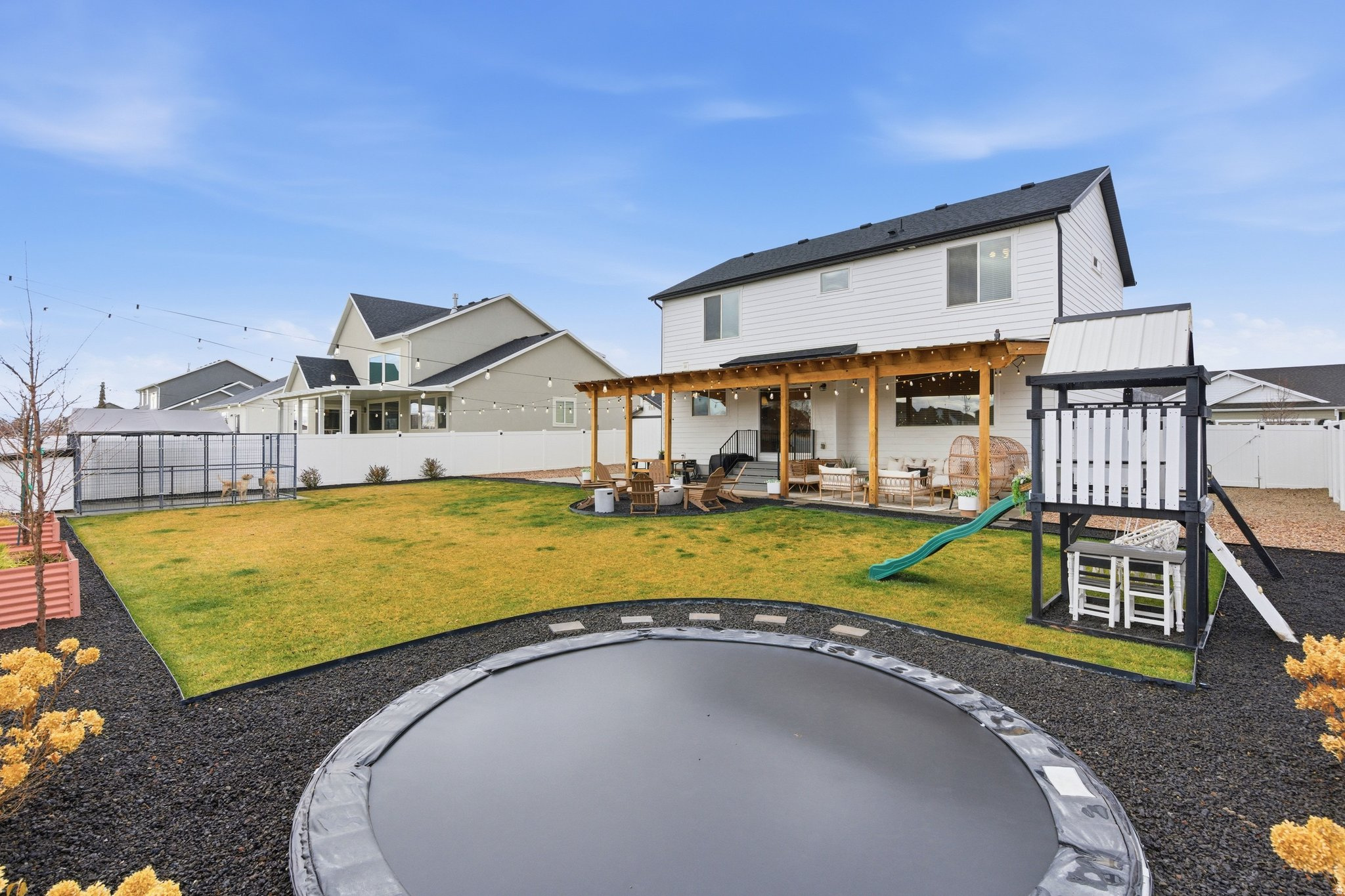 MAPLETON GROVE - Residential