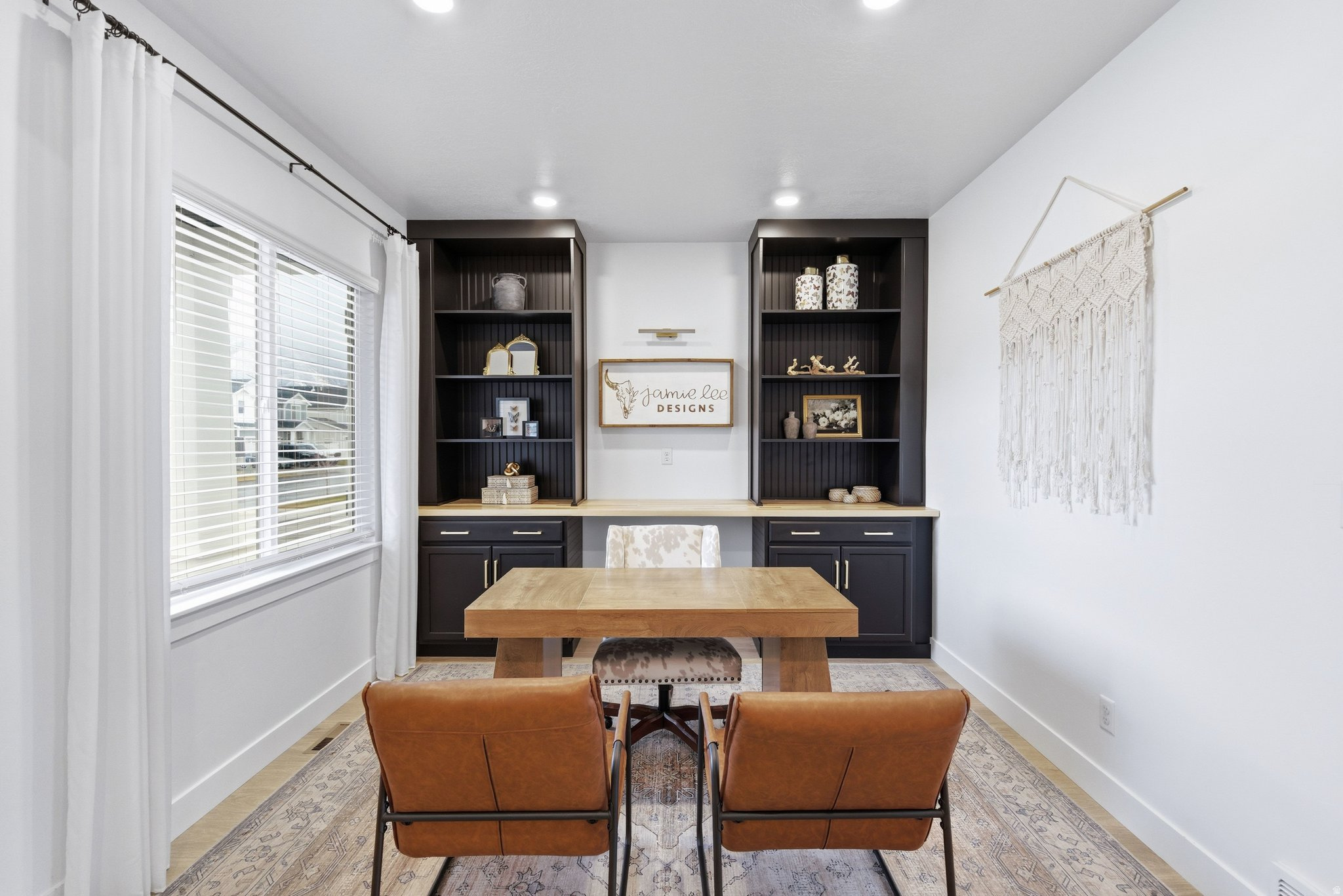 MAPLETON GROVE - Residential