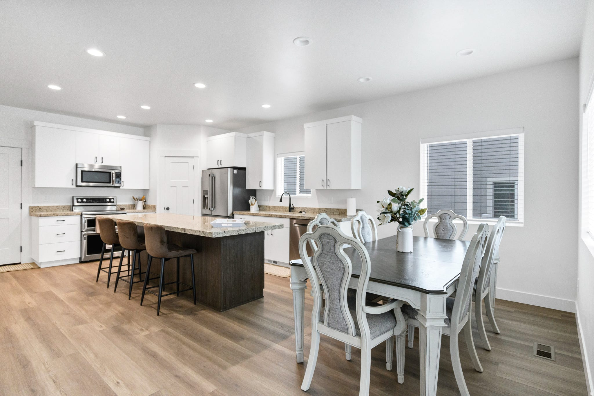 TOK DEVELOPMENT - Residential Income