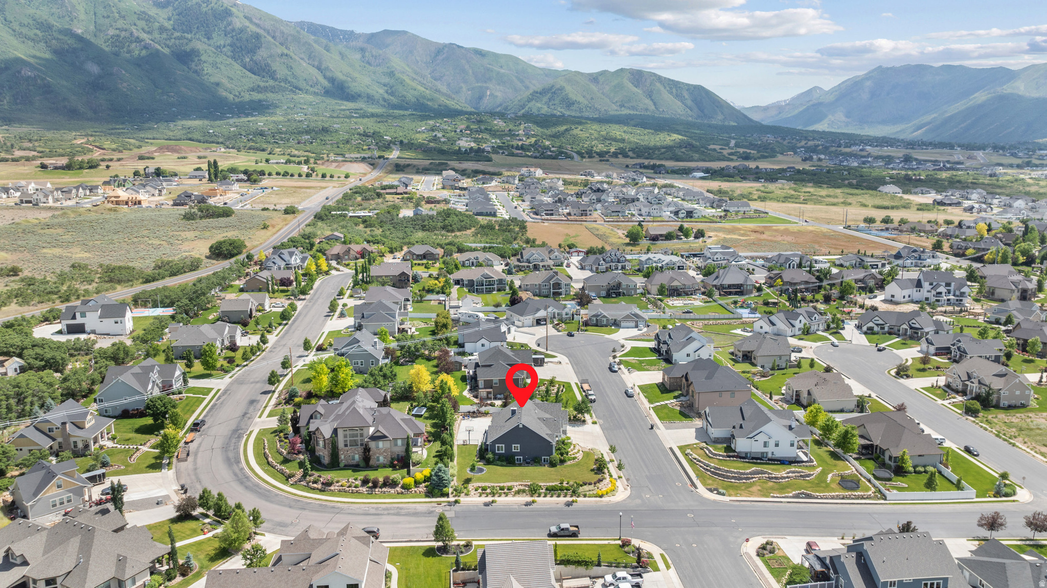 WHISPER RIDGE - Residential