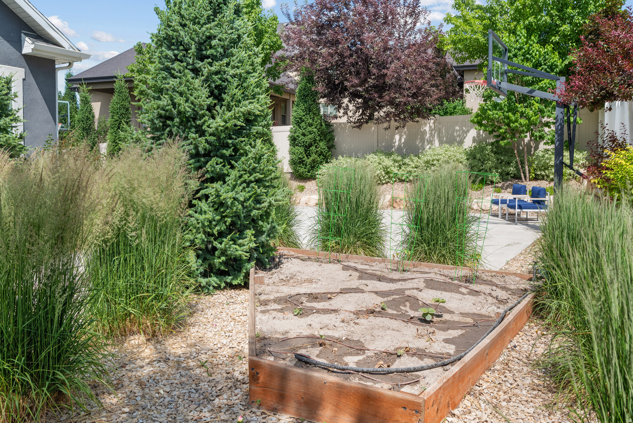 WHISPER RIDGE - Residential