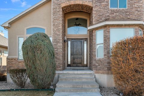 Tiny photo for 2767 W AMINI WAY S, South Jordan, UT 84095 (MLS # 2135584)