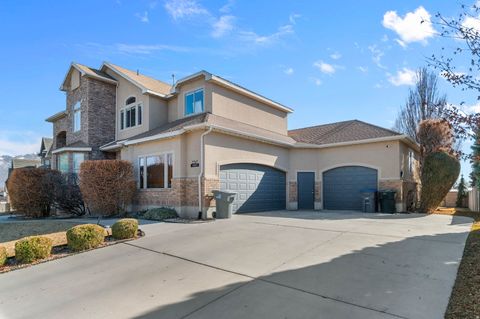 Tiny photo for 2767 W AMINI WAY S, South Jordan, UT 84095 (MLS # 2135584)