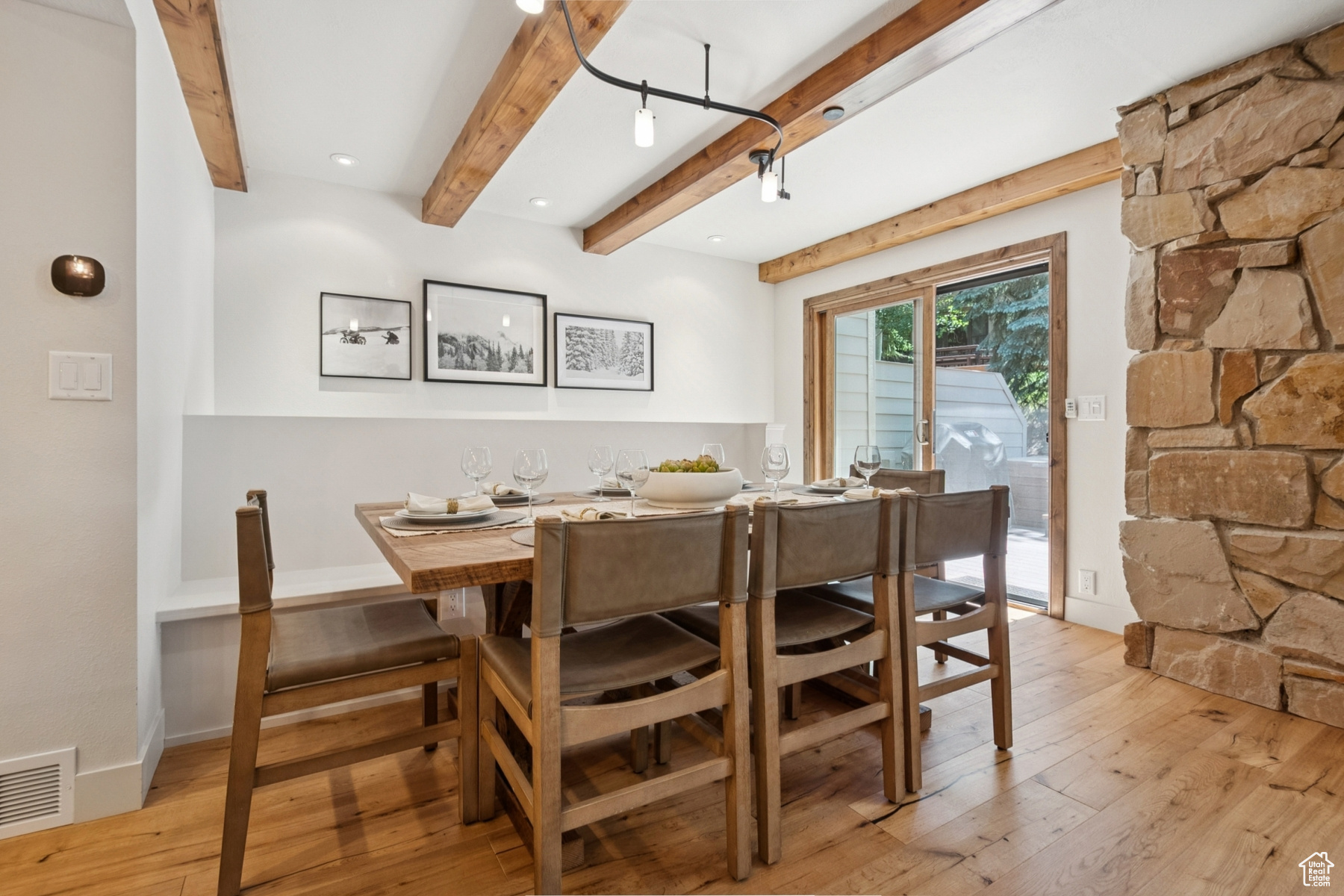 Park City, Utah 84060, United States, 3 Bedrooms Bedrooms, ,4 BathroomsBathrooms,Residential,Active,152902