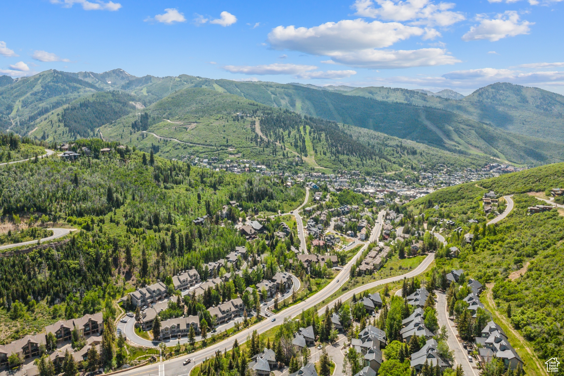 Park City, Utah 84060, United States, 3 Bedrooms Bedrooms, ,4 BathroomsBathrooms,Residential,Active,152902