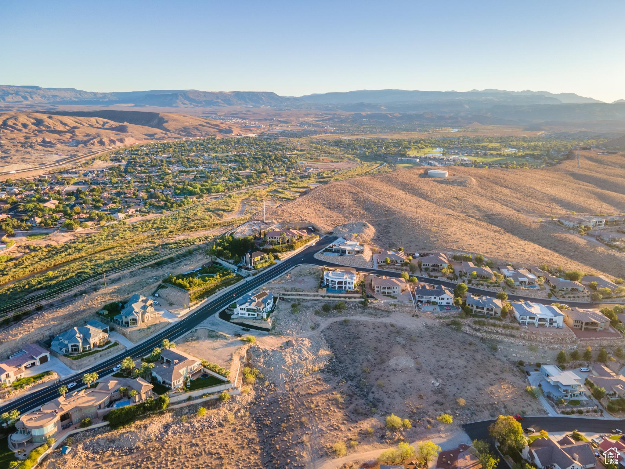 SOUTHGATE HILLS - Land
