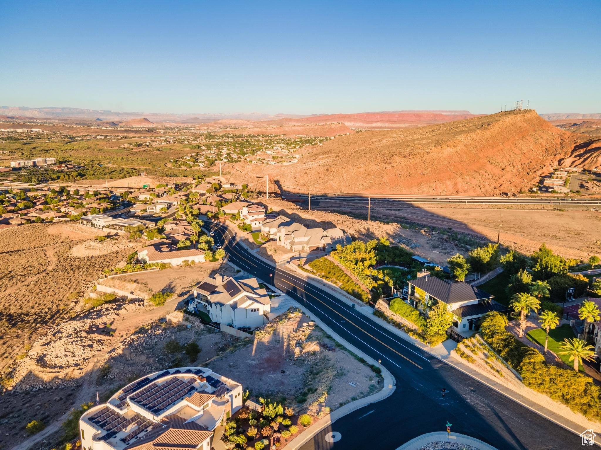 SOUTHGATE HILLS - Land