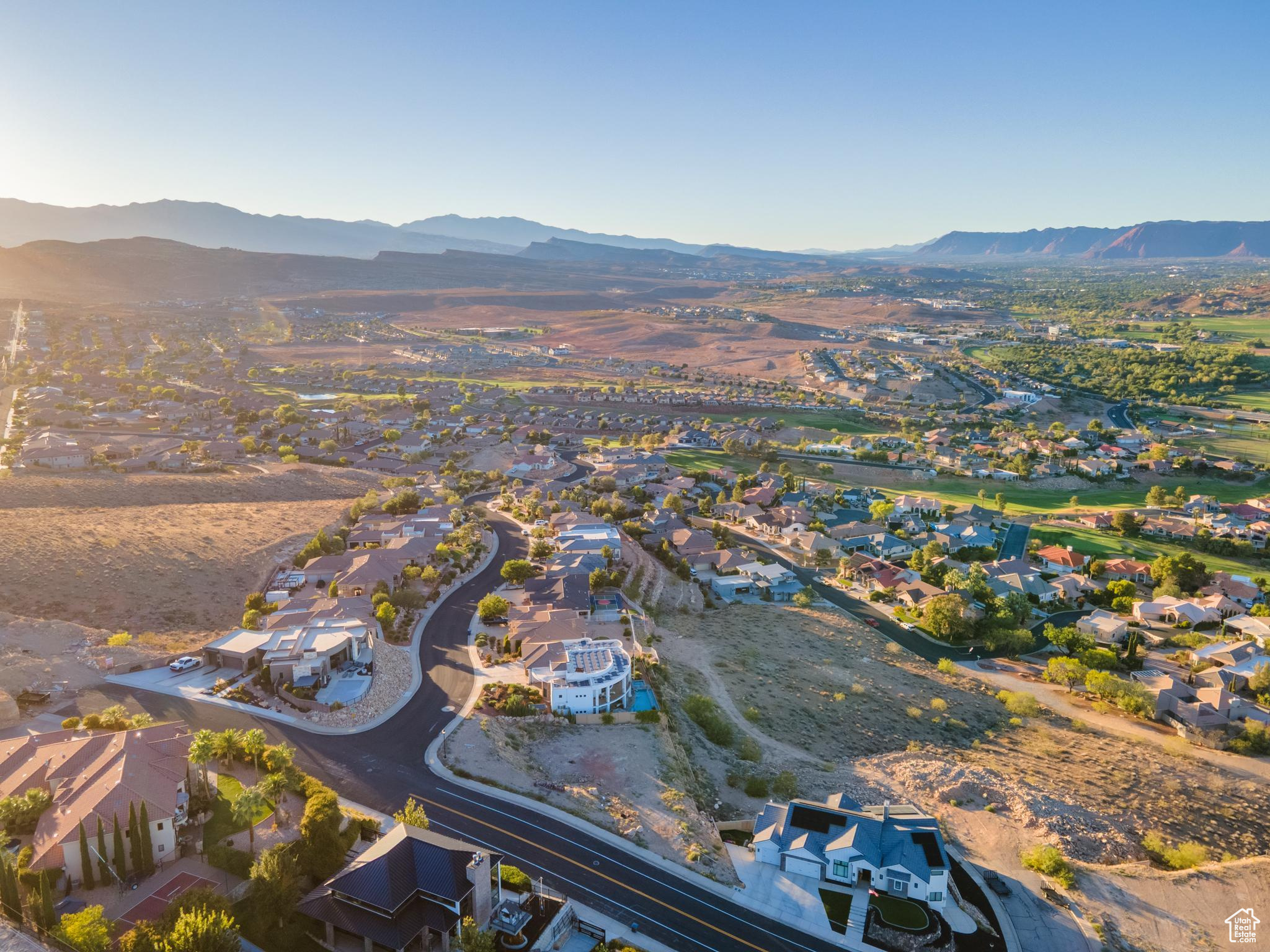 SOUTHGATE HILLS - Land