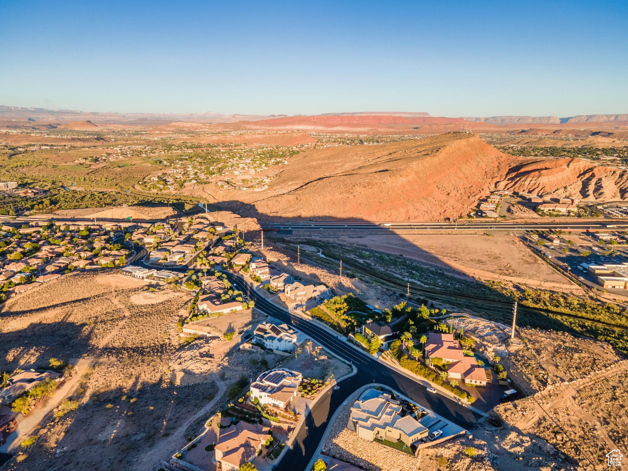 SOUTHGATE HILLS - Land