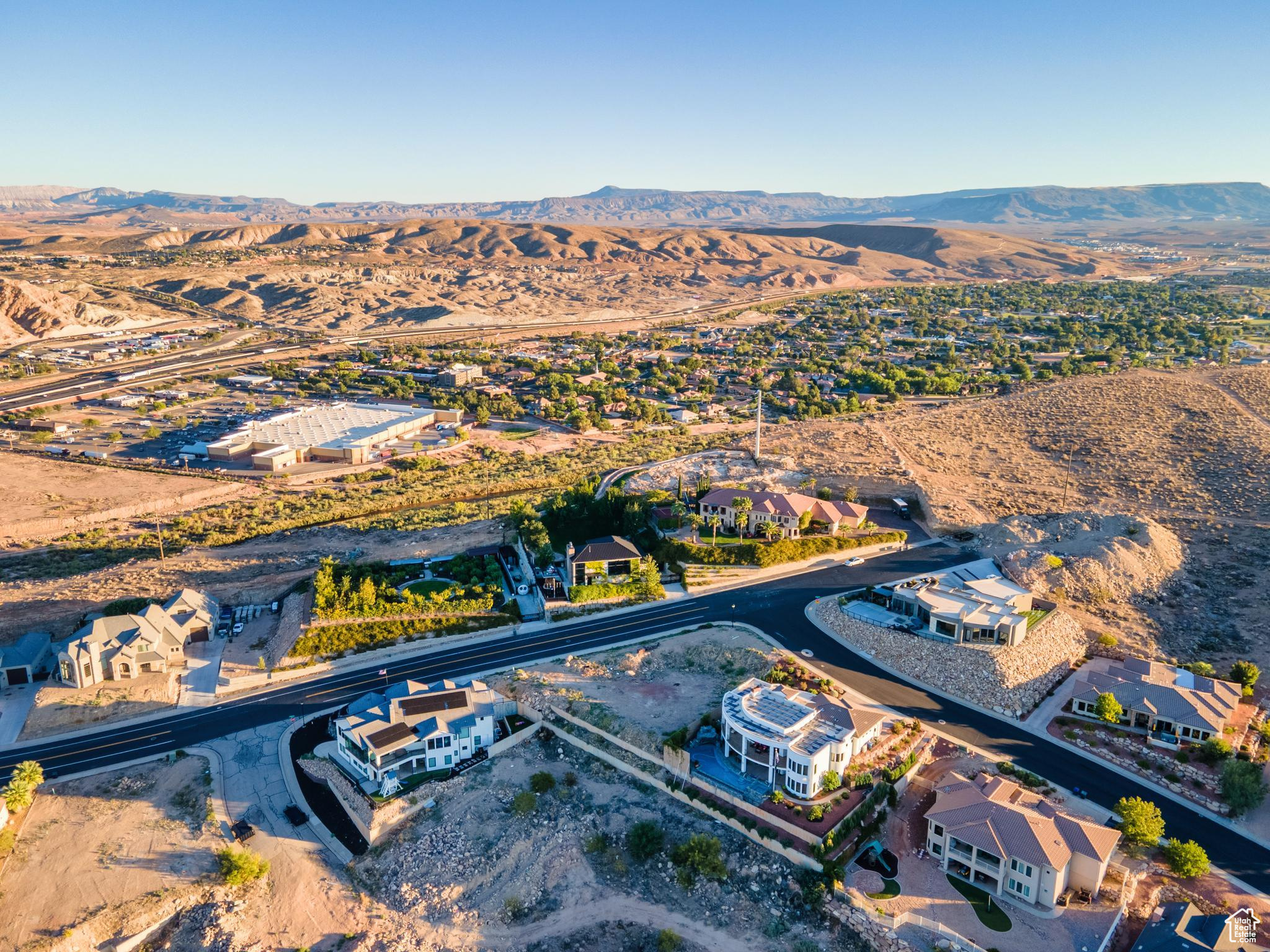 SOUTHGATE HILLS - Land