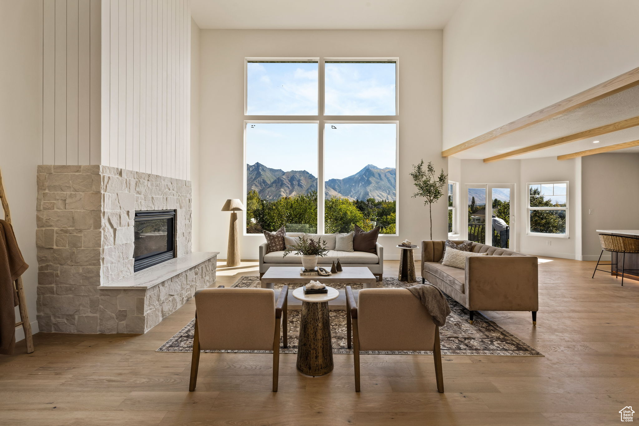 DRY CREEK - Residential
