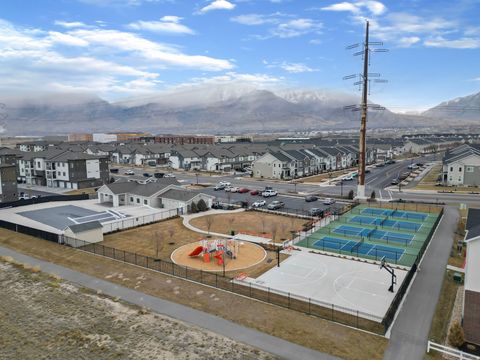 Tiny photo for 353 W 490 N, Vineyard, UT 84059 (MLS # 2133887)