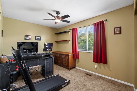 Tiny photo for 1653 S 500 E, Kaysville, UT 84037 (MLS # 2168498)