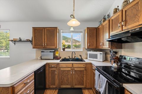 Tiny photo for 1653 S 500 E, Kaysville, UT 84037 (MLS # 2168498)