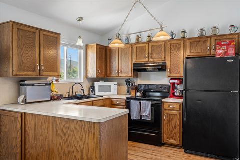 Tiny photo for 1653 S 500 E, Kaysville, UT 84037 (MLS # 2168498)