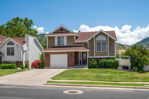 Tiny photo for 1653 S 500 E, Kaysville, UT 84037 (MLS # 2168498)