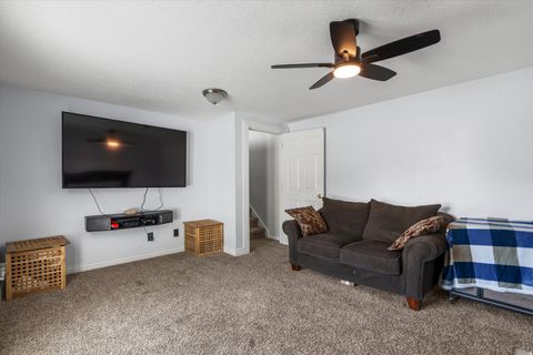 Tiny photo for 1653 S 500 E, Kaysville, UT 84037 (MLS # 2168498)