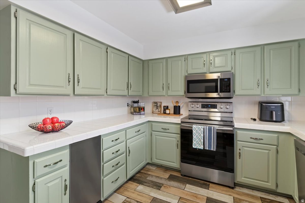 DONNER CREST - Residential