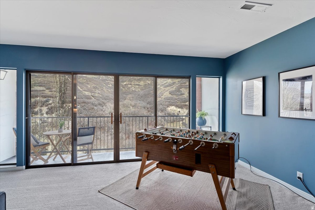 DONNER CREST - Residential