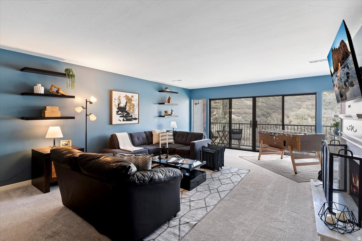 DONNER CREST - Residential